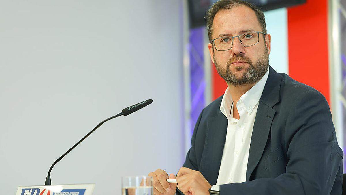 FPÖ-Mediensprecher und Generalsekretär Christian Hafenecker 