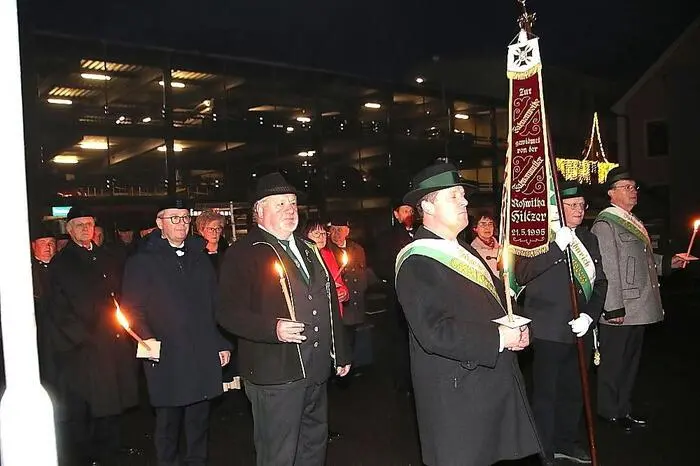 Im Anschluss wurde zum Gasthaus Muralter marschiert, wo zur Barbarajause geladen wurde.