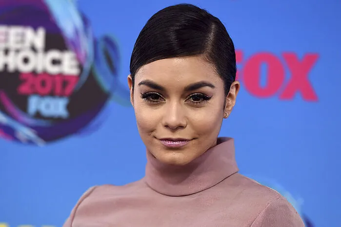 Auch Vanessa Hudgens (28) war bei den "Teen Choice Awards 2017" anzutreffen.