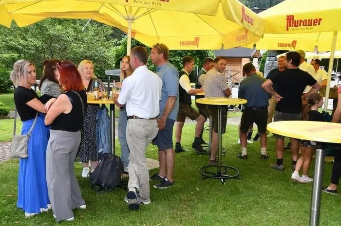 Zur heimischen Bevölkerung, von Kleinkindern bis zu Senioren, gesellten sich auch ehemalige Rantener wie auch Urlaubsgäste.