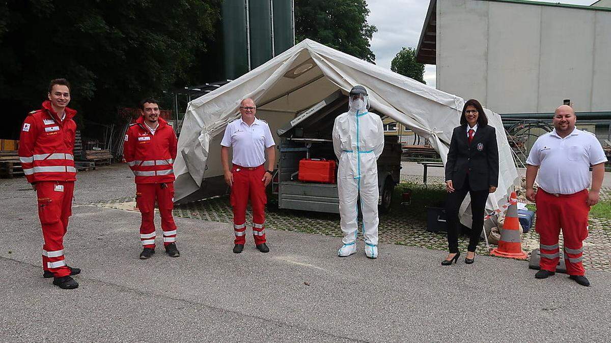 Gestern hat das Rote Kreuz am Parkplatz der Musikschule Station bezogen