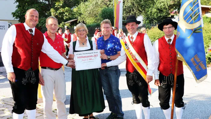 Bitte klicken Sie sich durch die Bilder!