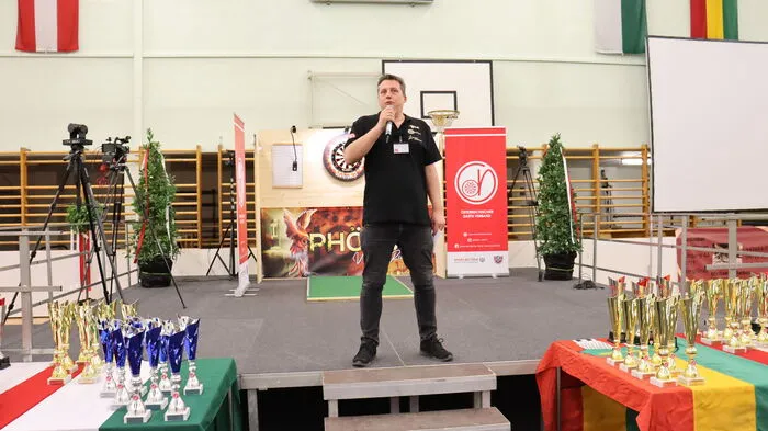 Steeeldart Vo Mit den Triple-Mix Open begann in der Sporthalle Voitsberg der erste Bewerb der "1. Österreichischen Dart Staatsmeisterschaften im Steeldart".