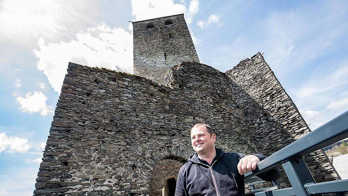 Burgherr Dietmar Messner eröffnete heuer im Mai wieder die Burg für die Öffentlichkeit