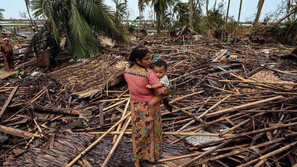 Tropensturm &quot;Mocha&quot; ist auf die Küstengebiete von Myanmar und Bangladesch getroffen, es gibt zahlreiche Todesopfer