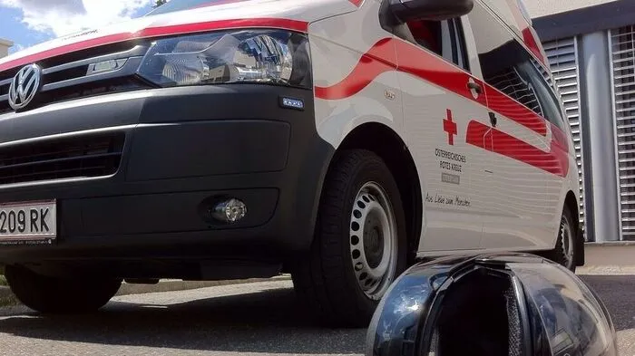 Rotes Kreuz war im Bezirk Leibnitz bei einem Motorradunfall im Einsatz (Sujet)