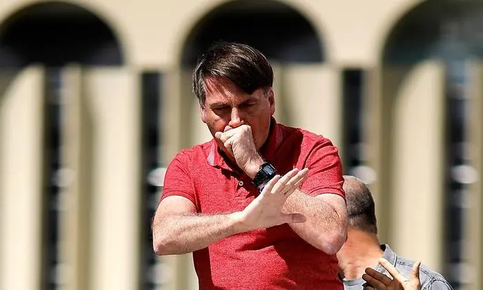 Demonstranten forderten im Beisein Bolsonaros umstrittenerweise das Eingreifen der Armee gegen Maßnahmen zur Corona-Bekämpfung