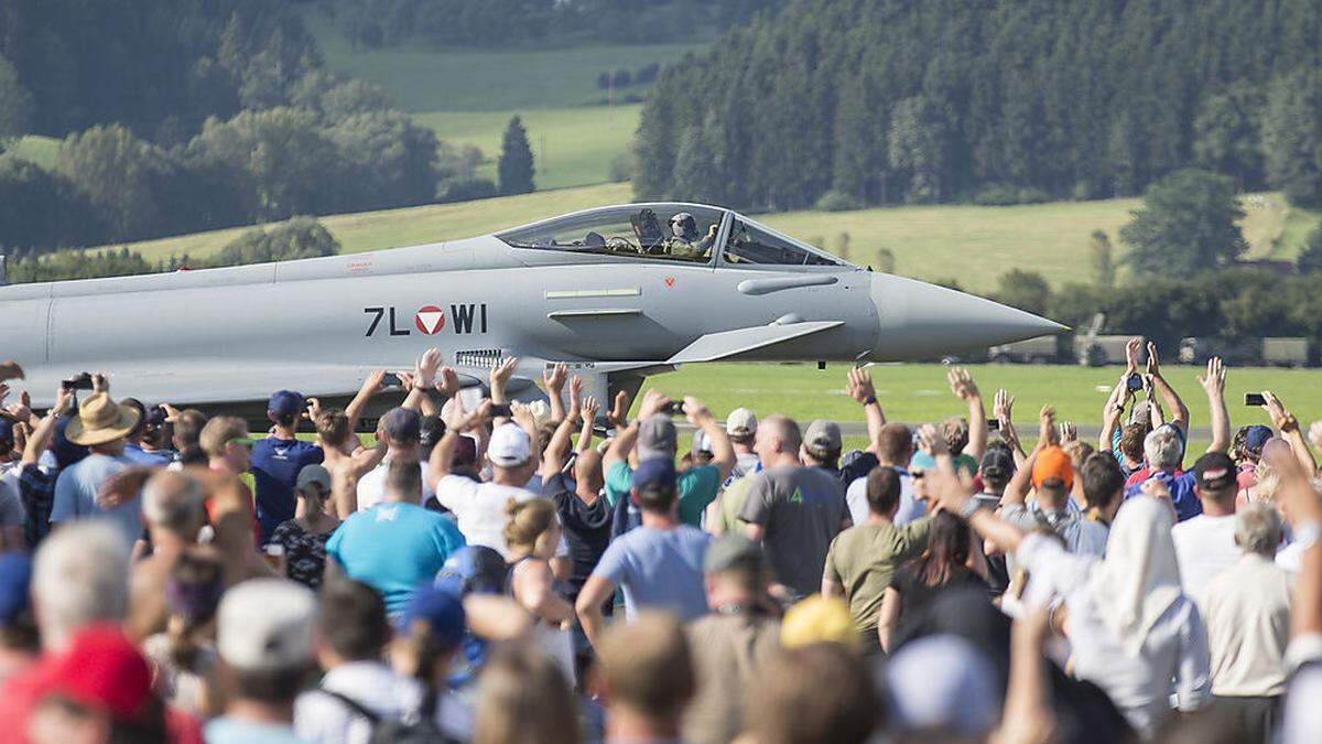 Ein Eurofighter bei der Airpower 2016 in Zeltweg