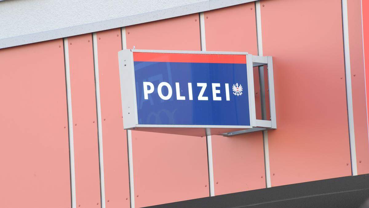 Die Polizei sprach ein Betretungsverbot aus