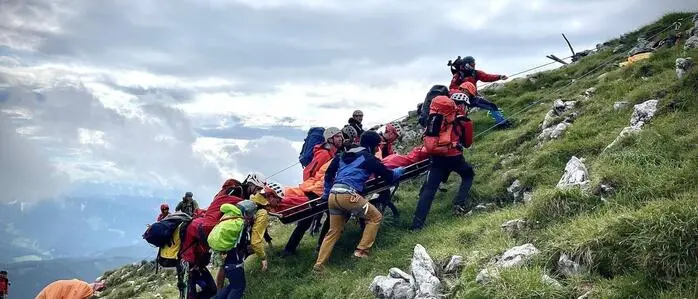 Die zwei Blitzopfer konnten trotz ihrer zum Teil schweren Verletzungen sicher ins Tal gebracht werden