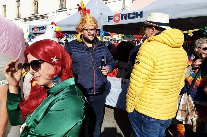 Viele haben sich mit dem Organisationsteam bemüht, der Bevölkerung von Neumarkt ein tolles Faschingsfest zu bieten.