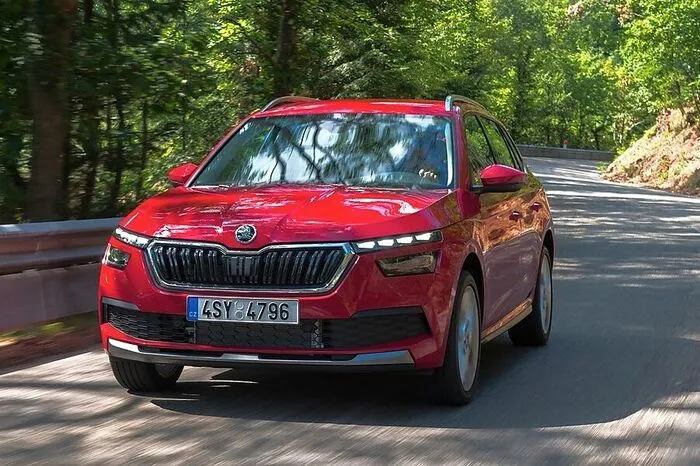 965 Skoda Kamiq wurden heuer bereits verkauft. Das macht 1,2 Prozent Marktanteil, ein Plus von 24,5 Prozent und den 18. Platz in der Zulassungsstatistik.