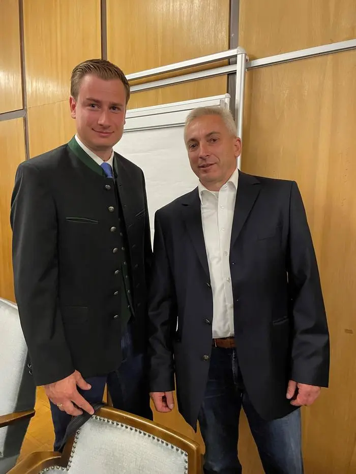 Volkart Kienzl junior und senior. Bild entstand bei der Gemeinderatssitzung am 21. 9. 2023; Fohnsdorf