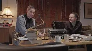 Edgar Unterkirchner mit Schauspielerin Gerti Drassl, die im Dokumentarfilm die Dichterin Christine Lavant verkörpert 