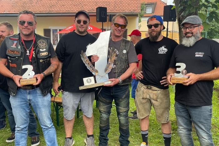 Ein weiterer Höhepunkt war die Prämierung der Motorradfahrer und ihrer Bikes. Gottfried Leopold, Werner Köll, Collin Paschek und Ferdinand Krendl durften sich über Preise freuen. Die schönsten Motorräder haben Sigurd De Ridder, Franz Steiner und Franz Lackner.