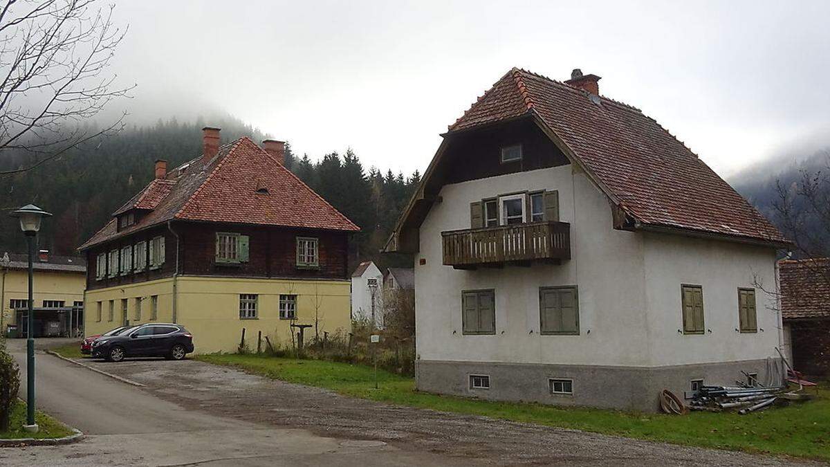 Auf dem  Areal des früheren Altersheims werden zwölf Einheiten für Betreutes Wohnen gebaut