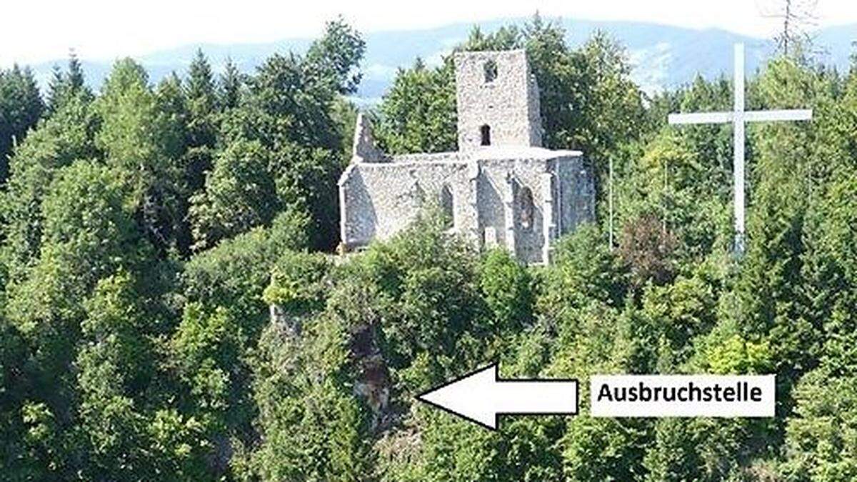 Unterhalb der Ruine hat sich das Gestein gelöst