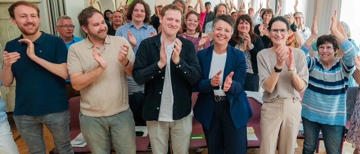 Die Grünen applaudieren | Applaus aus den eigenen Reihen