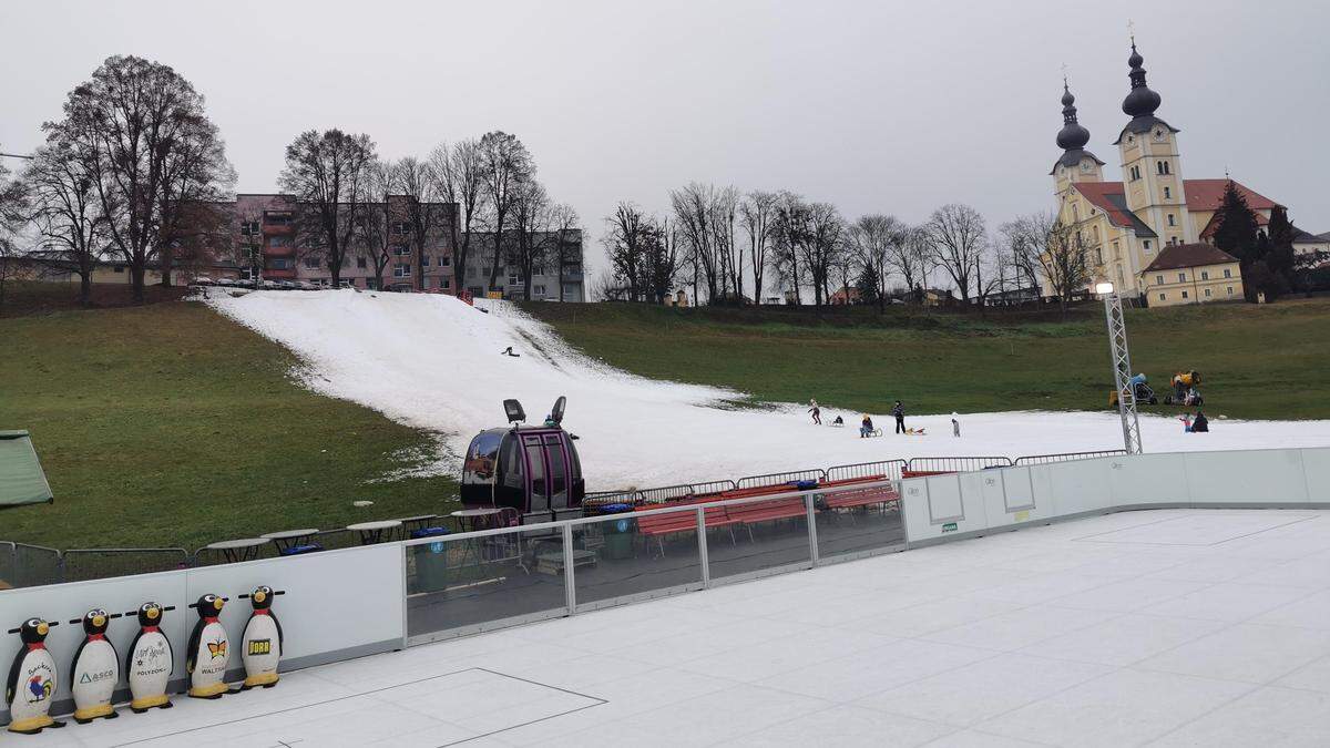 Die Loretowiese in St. Andrä lädt schon bald zum Schlittenfahren und Eislaufen ein