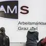 AMS, Arbeitslosigkeit, Reportage, Arbeitsmarktservice, Neutorgasse, Graz, Stadt, Arbeit, Job, Beruf, Arbeitnehmer, Arbeitgeber, 
03.01.2014