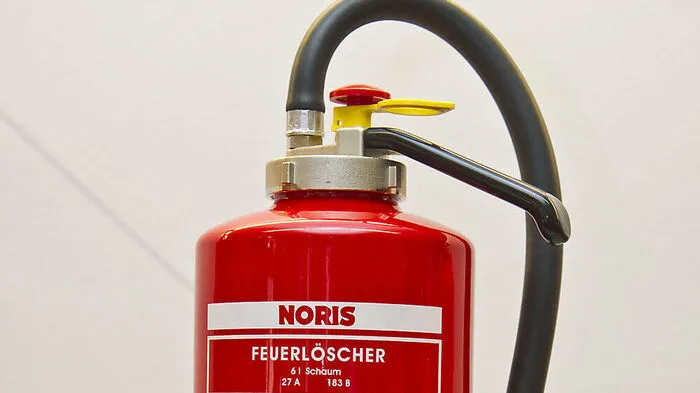 Das Feuer wurde mit einem Handfeuerlöscher eingedämmt