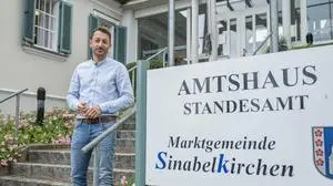 Emanuel Pfeifer, ÖVP-Bürgermeister im zuletzt tiefblauen Sinabelkirchen, hat den „STS-Bann“ gebrochen ...