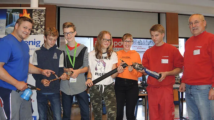 Dominik Jank, Johannes Drießler, Lukas Korenjak, Julia Neuwirth, Alina Eder, Marcel Buchacher und Gottfried Zerza