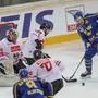 VIENNA,AUSTRIA,28.APR.22 - ICE HOCKEY - OEEHV international test match, Austria vs Sweden. Image shows Bernhard Starkbaum, Ali Wukovits (AUT) and Patrik Karlkvist (SWE).
Photo: GEPA pictures/ David Bitzan