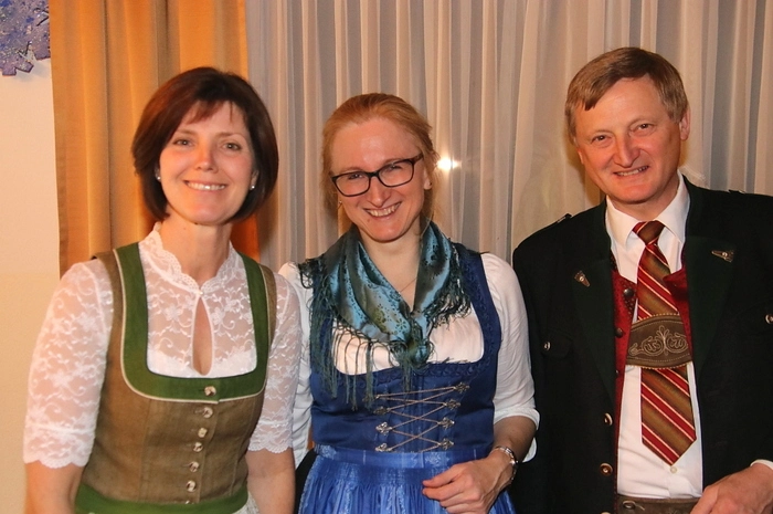 Unter den zahlreichen Gästen waren auch die beiden Vizebürgermeister Hildegard Guggi (Krottendorf-Gaisfeld) und Günther Queder (Ligist).
