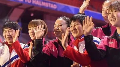 Ein Team für das WM-Halbfinale: Die Tischtennis-Spielerinnen von Süd- und Nordkorea