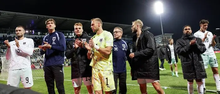 ÖFB-Dank an die mitgereisten Fans nach dem Punktgewinn