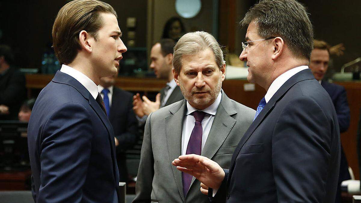 Sebastian Kurz, Johannes Hahn und der slowakische Außenminister Lajcak