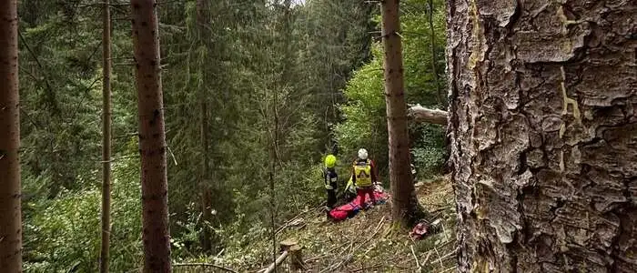 Der 67-Jährige musste vom Notarzthubschrauber Christophorus 17 ins LKH Hochsteiermark, Standort Leoben, geflogen werden (Symbolbild)
