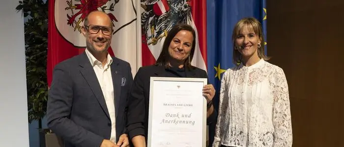 Landesrat Mario Gerber, Rebecca Lukasser und Stefanie Ganeider