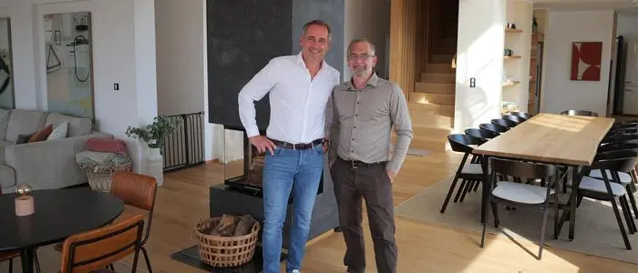 Wolfgang Hafner (links) hat in Clemens Buxbaum den perfekten „Villa-Manager“ gefunden, der sich um alles vor Ort kümmert