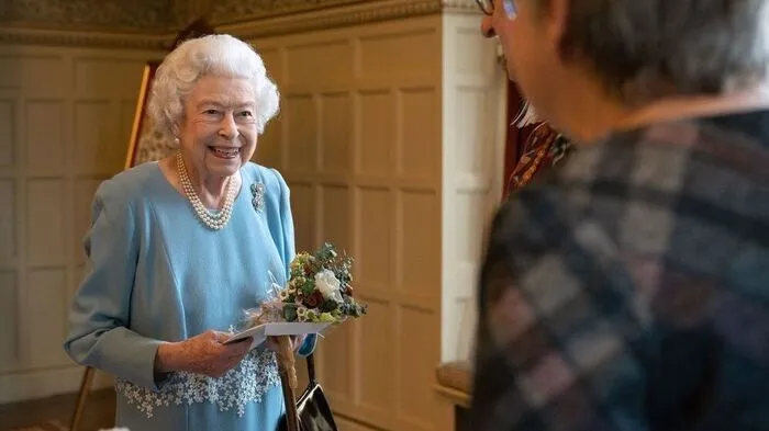Wohlauf und gut aufgelegt: die Queen bei den Feierlichkeiten in Sandringham