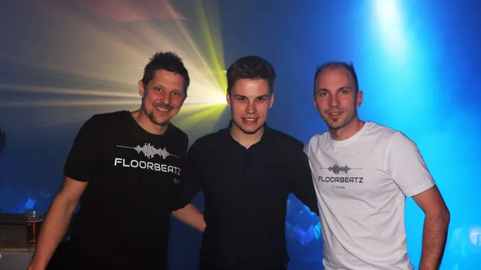 Das Warm-up machte  "Florbeatz" – eine DJ-Gruppe aus Feldkirchen mit Jürgen Struggl und Franz Fortunat und mit Simon Niederbichler (Mitte).