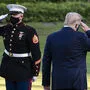 Donald Trump auf dem Weg vom Weißen Haus zum Hubschrauber