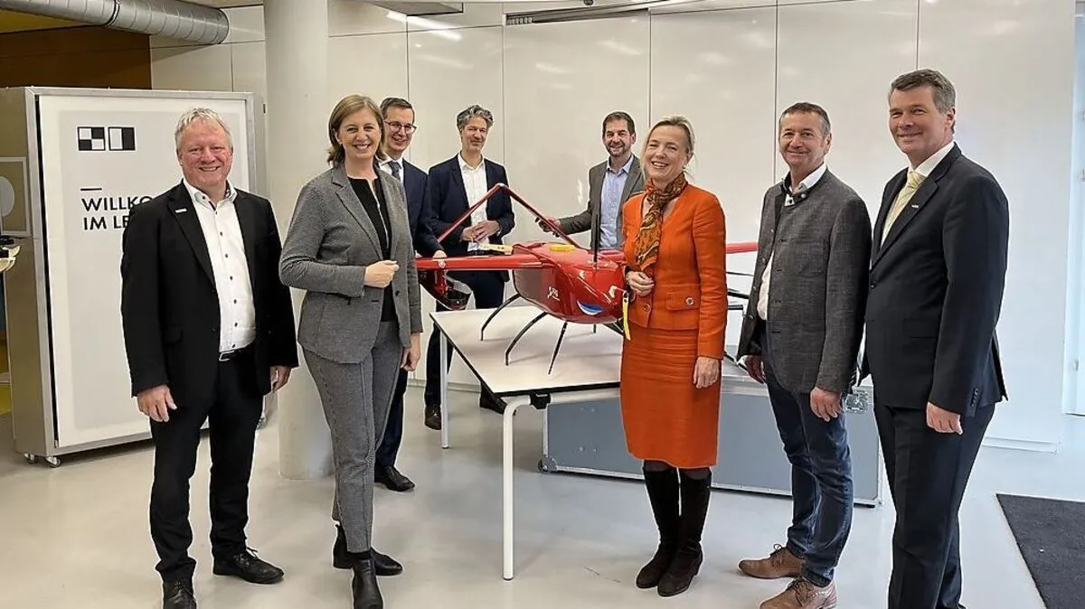 Landesrätin Barbara Eibinger-Miedl, Airlabs Austria und regionale Vertreter präsentierten die gemeinsamen Pläne