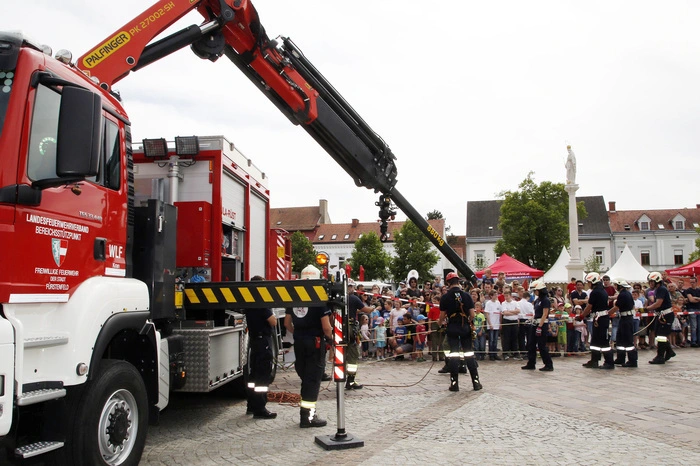 Miteingebunden waren insgesamt 150 Einsatzkräfte der Feuerwehr...