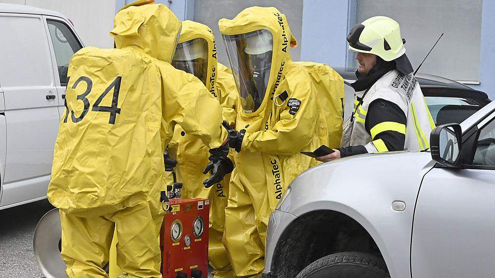 Feuerwehreinsatz auf Firmengelände in Feistritz/Drau.Es sollen Chemikalien ausgetreten sein