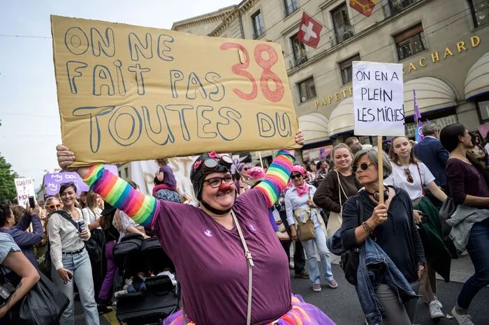 In mehreren Schweizer Städten machten die Frauen ihrem Ärger lautstark Luft. Lesen Sie hier mehr dazu!
