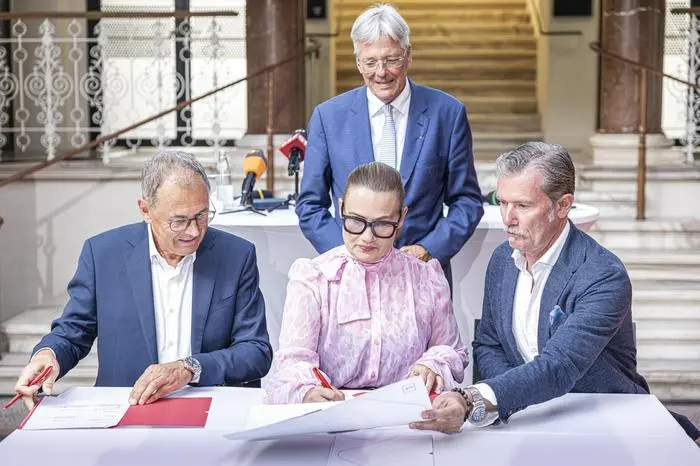 Landesmuseum Museum, PK mit LH Peter Kaiser, Jenny und John Jürgens, Adi Kulterer und Wolfgang Muchitsch