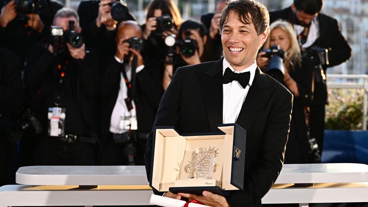 Mit seinem zwischen Drama und Komödie angesiedelten Film „Anora“ begeisterte Sean Baker in Cannes.
