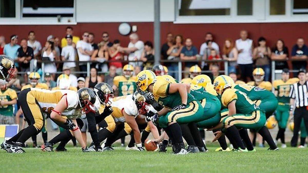 Die in Grün gekleideten Rhinos sorgten für ein volles Haus 