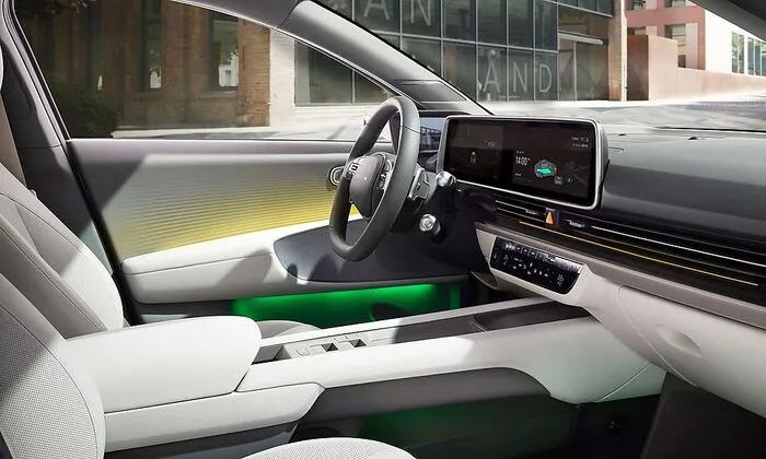 Der Innenraum des neuen IONIQ 6 gestaltet sich umweltfreundlich, praktisch und persönlich