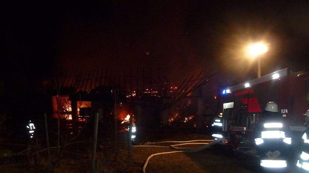 168 Feuerwehrleute standen beim Brand in St. Ulrich bei Eitweg im Einsatz