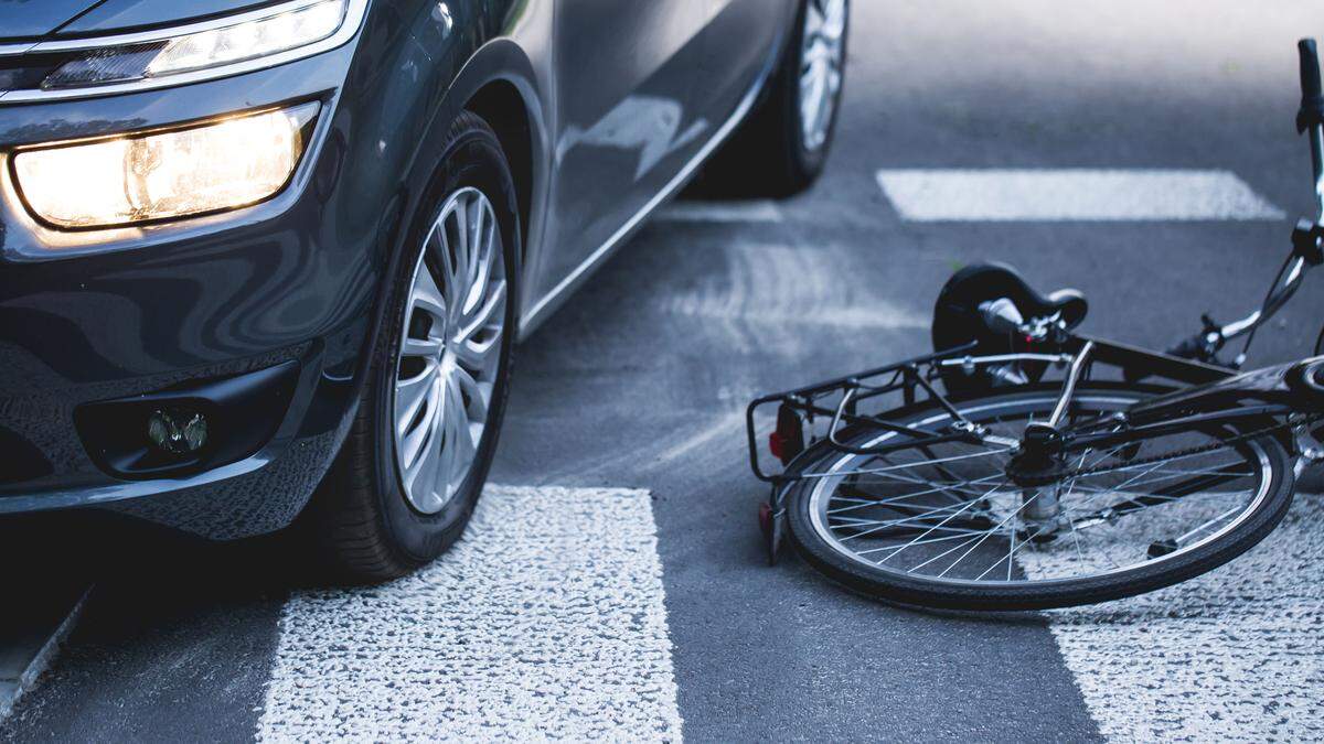 Die Radfahrerin wurde unbestimmten Grades verletzt