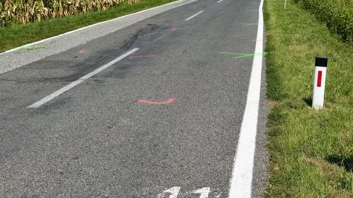 An der Unfallstelle an der Bleiburger Straße wurden Metallteile gefunden, die mit der Tat zusammenhängen können