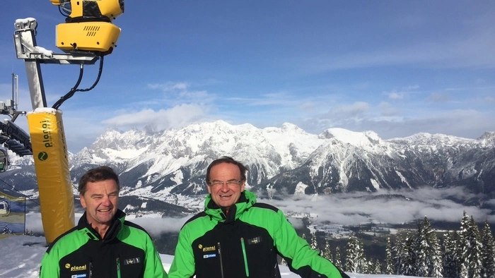 Georg Bliem und Karl Höflehner starteten am Freitag (11.11.) mit der Planai in die Wintersaison . . .